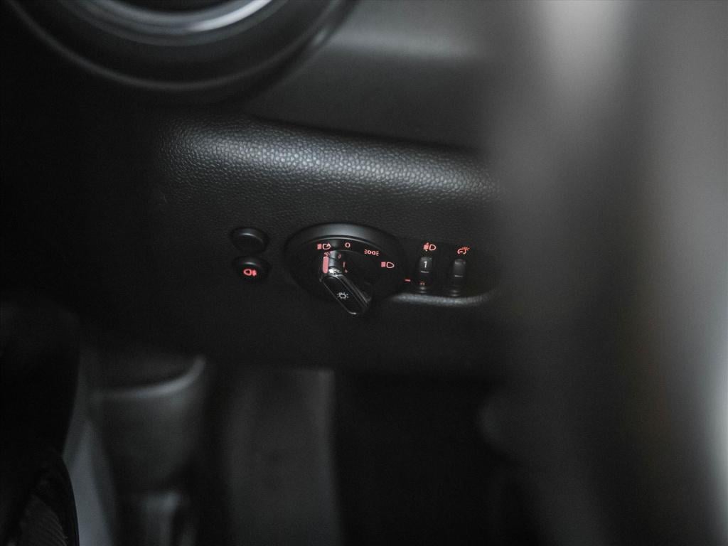 Mini 5-deurs mini (f55) 1.5 one business edition automaat | camera | naviga