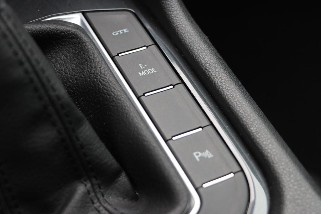Volkswagen Tiguan 1.4 ehybrid elegance business 245pk dsg6
