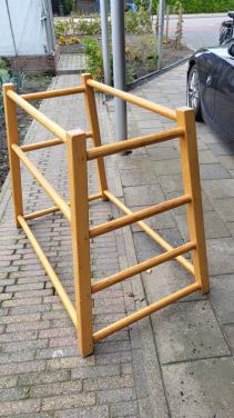 Houten trapezium (klimrek)