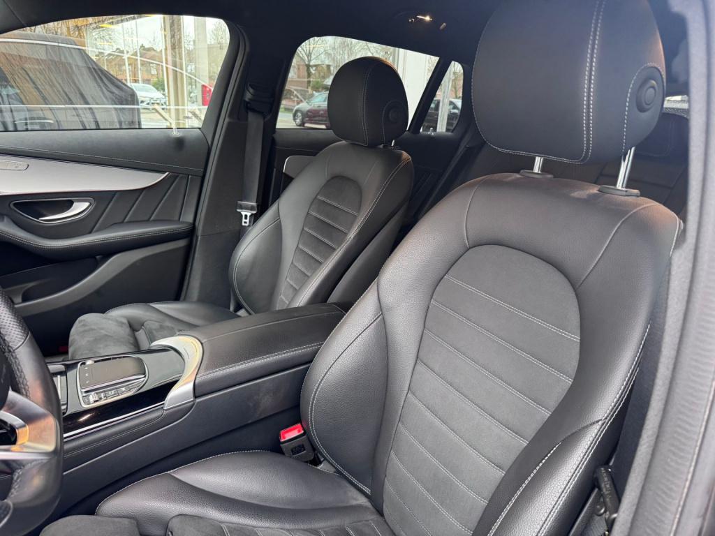 Mercedes-Benz Eqc 400 4matic amg line 80 kwh