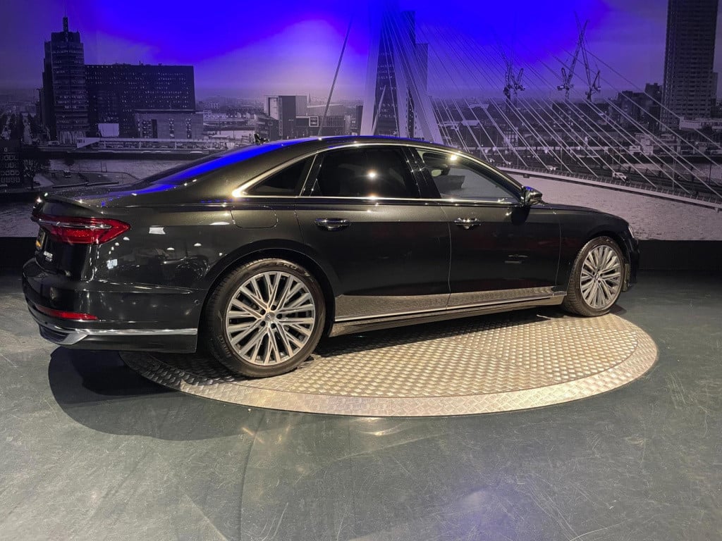 Audi A8 55 tfsi quattro pro line plus *nl-auto*
