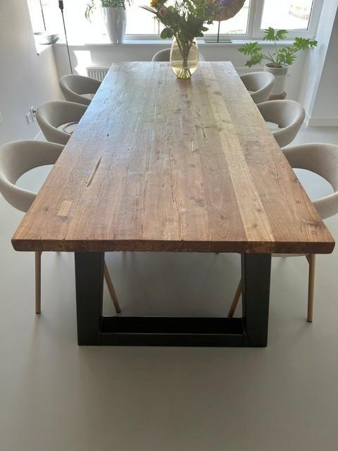 Robuuste eettafel 240x100cm met stalen onderstel