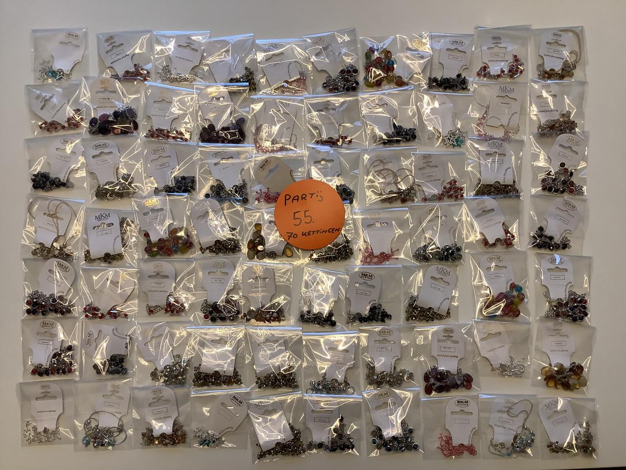 Partij mooie MKM Design kettingen. ( partij 55)