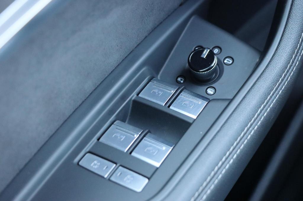 Audi E-tron 55 quattro s edition 95 kwh 408pk