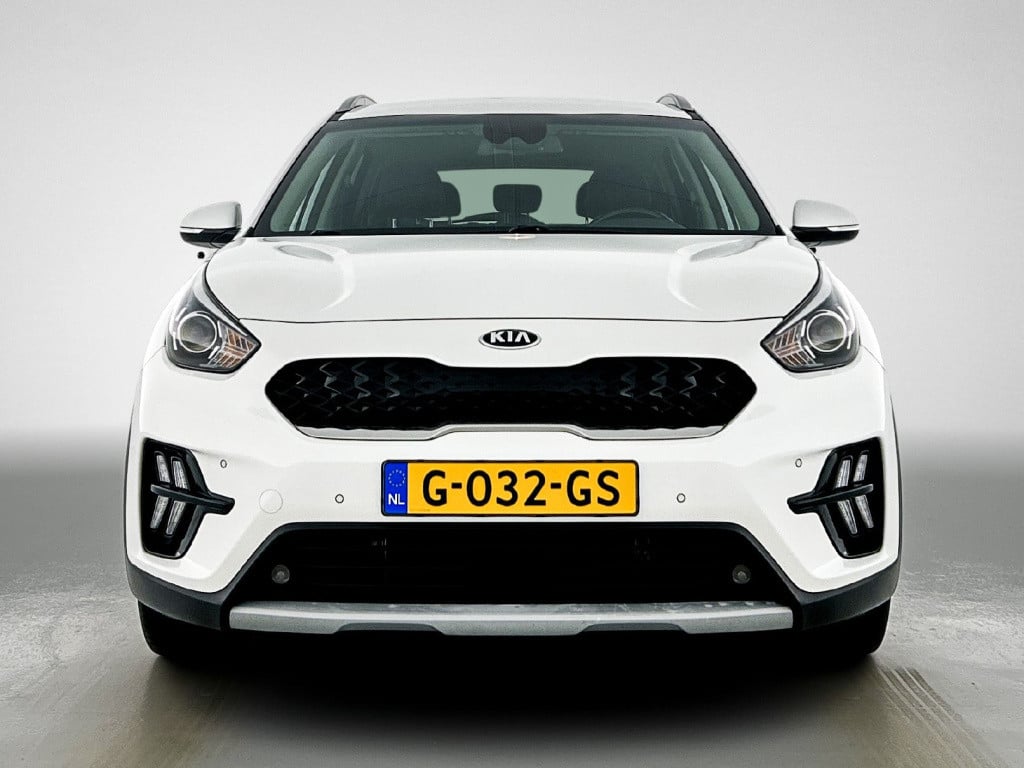 Kia Niro 1.6 gdi hybrid sportsline | trekhaak | 18 inch | half leder