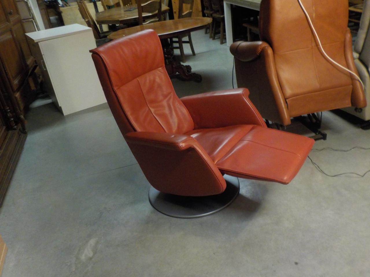 Elektrisch leren relax draai fauteuil met batterij in zeer goede staat