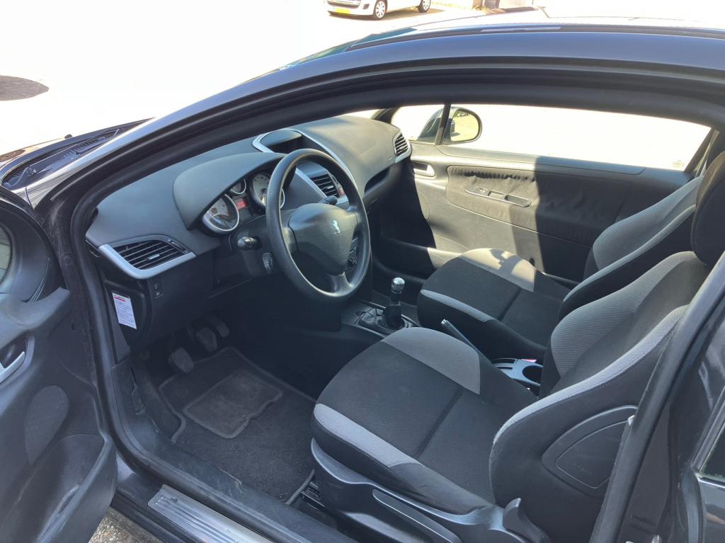 Peugeot 207 1.4 x-line