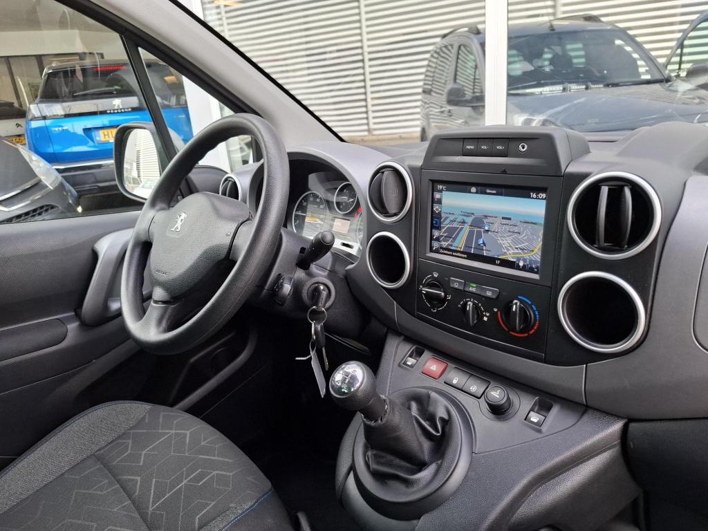 Peugeot Partner tepee mpv 110 style airco/nav/trekhaak