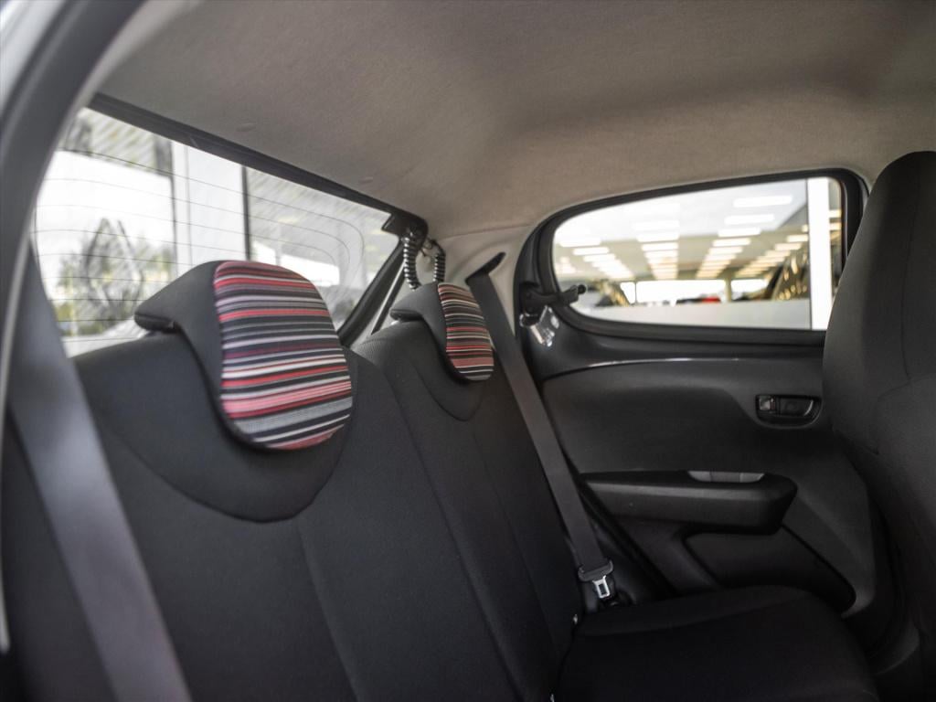 Citroen C1 1.0 vti 72pk s&s 5d feel | airco | bluetooth | elek. ramen