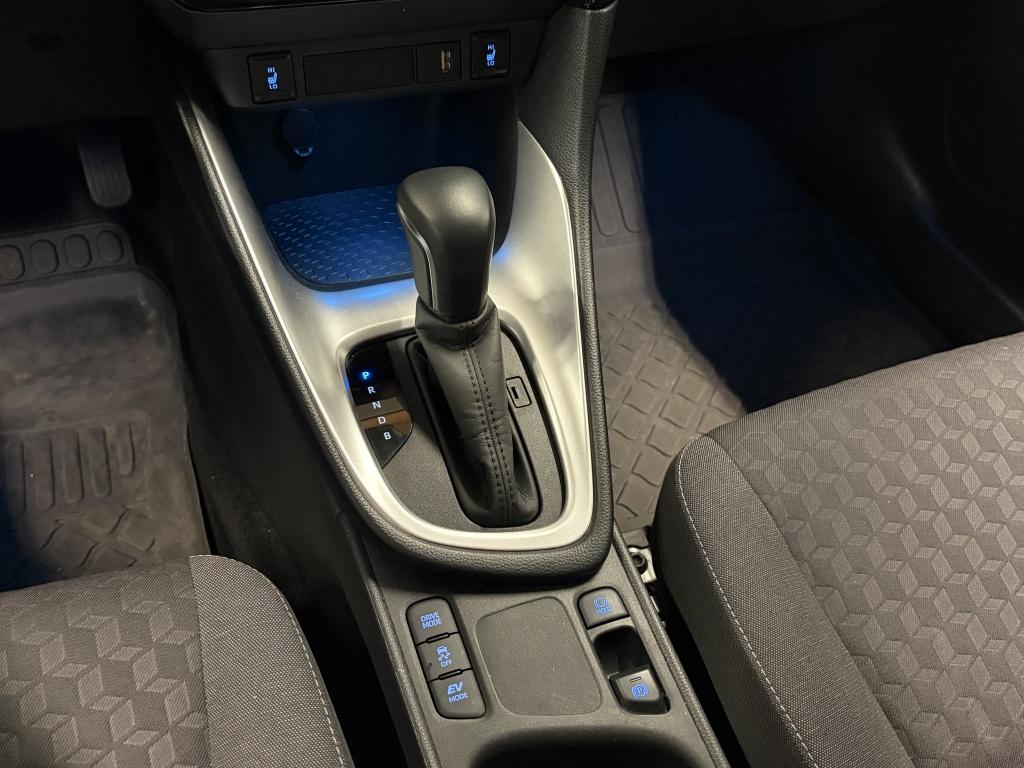 Toyota Yaris 1.5 hybrid dynamic