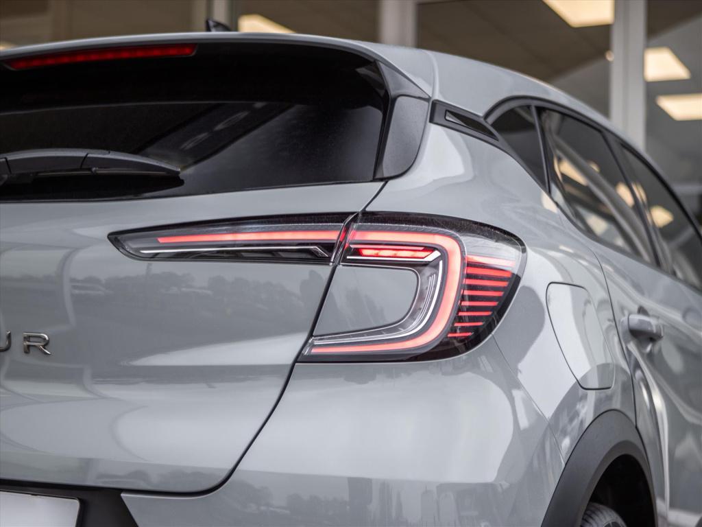 Renault Captur mild hybrid 160pk techno automaat | carplay | camera | park.