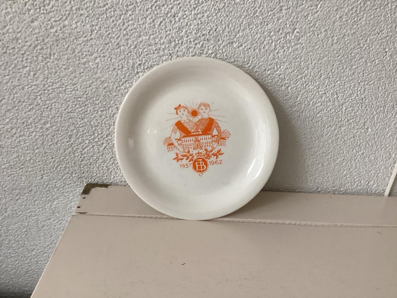 Koningshuis .Bordje.