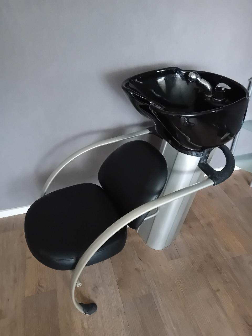 Kappers wasbak unit.