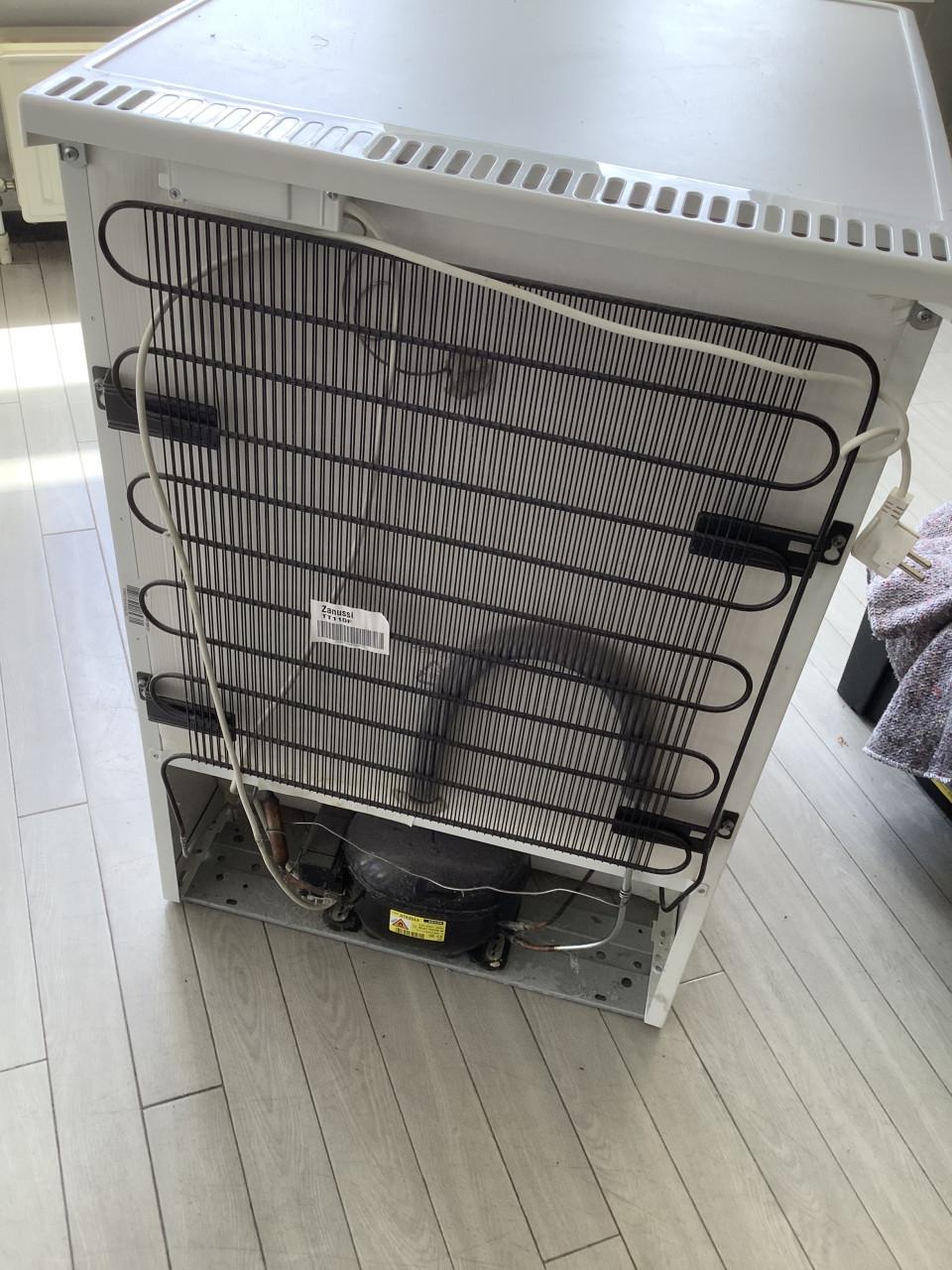 Diepvries Zanussi TT110F, in goede en ette staat.