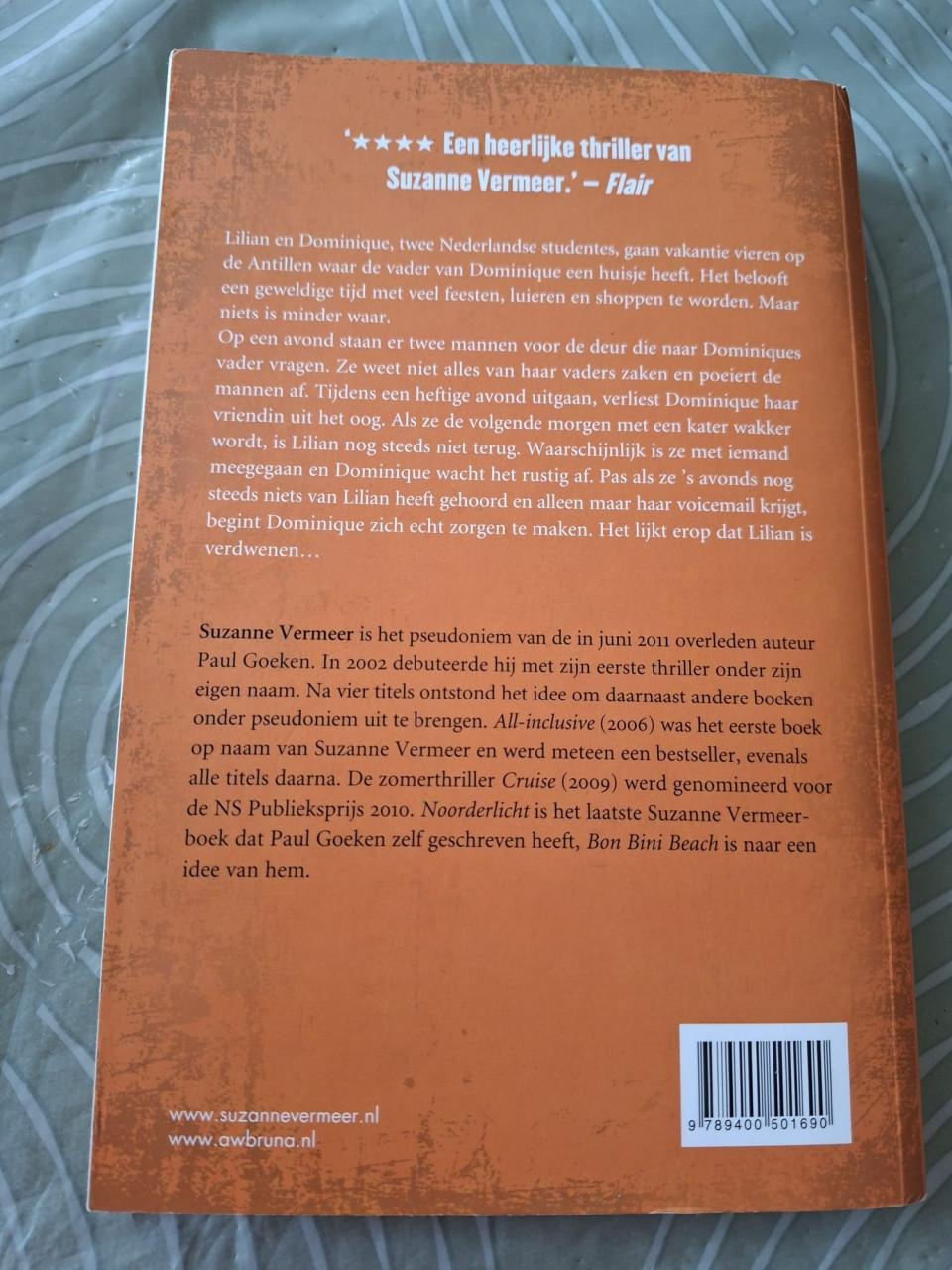 Boek Bonbini Beach - Suzanne Vermeer (goede staat)