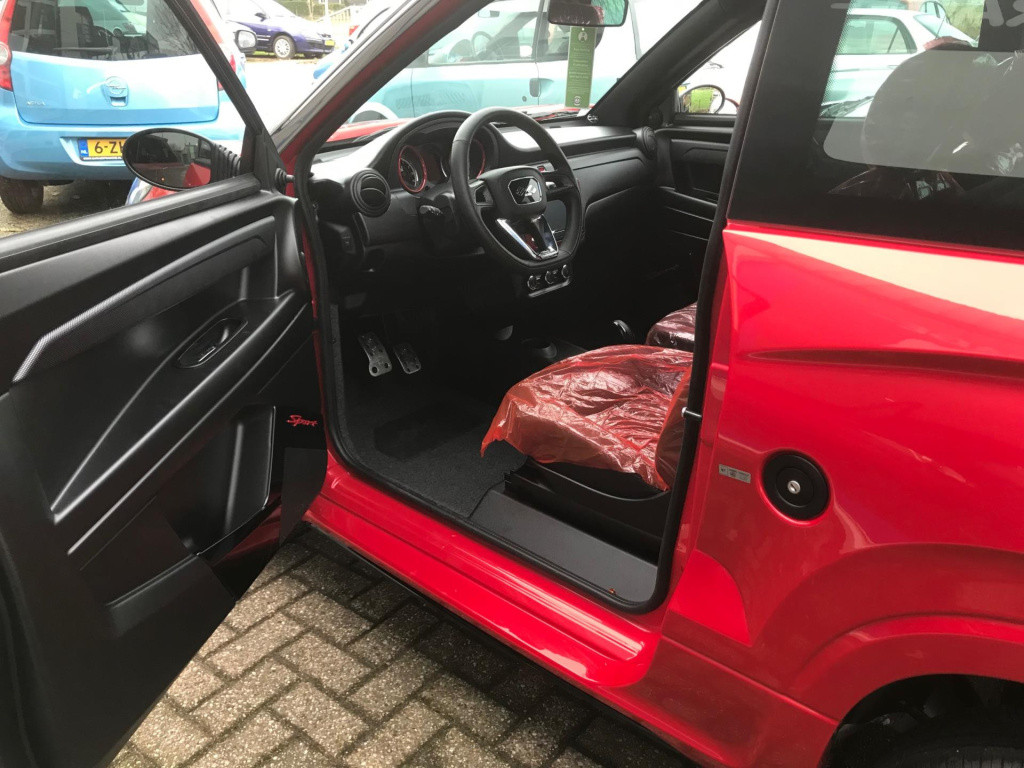 Ligier Js60 brommobiel l sport ultimate sun dci 492 (nieuw)