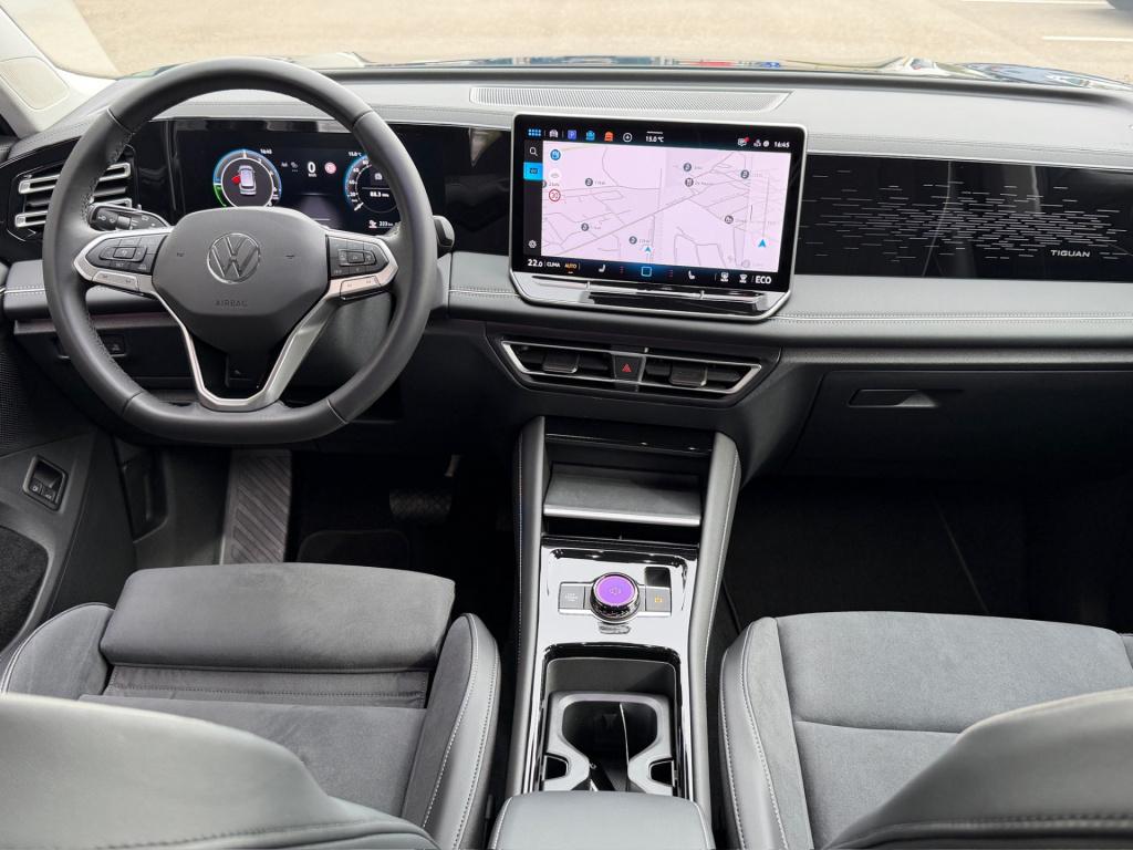 Volkswagen Tiguan 1.5 ehybrid elegance 204pk | trekhaak | 360 camera | dode