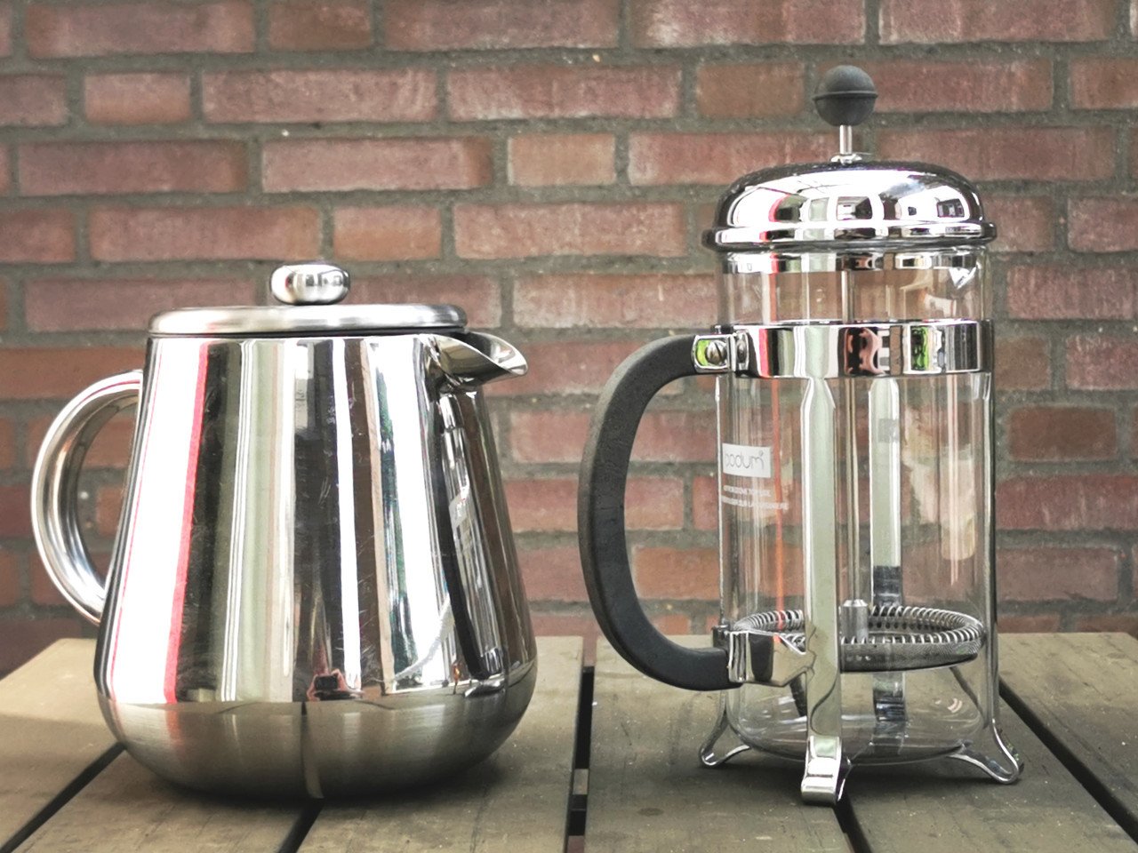 Koffiepot Bodum (cafetiere) en theepot ikea