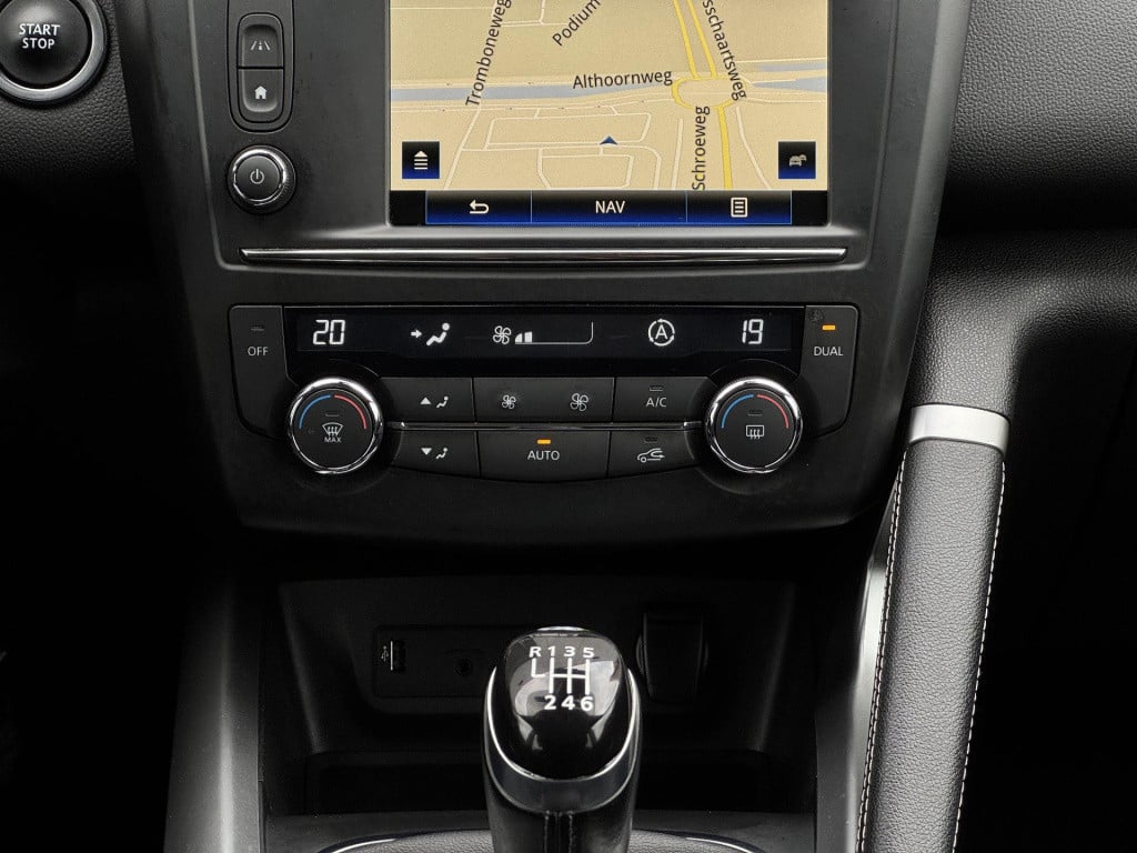 Renault Kadjar 1.2 tce intens | trekhaak | navigatie | camera | cruise & cl