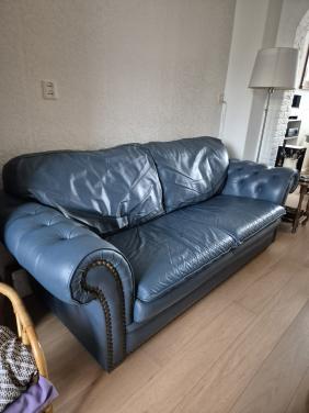 Lederen Chesterfield bank