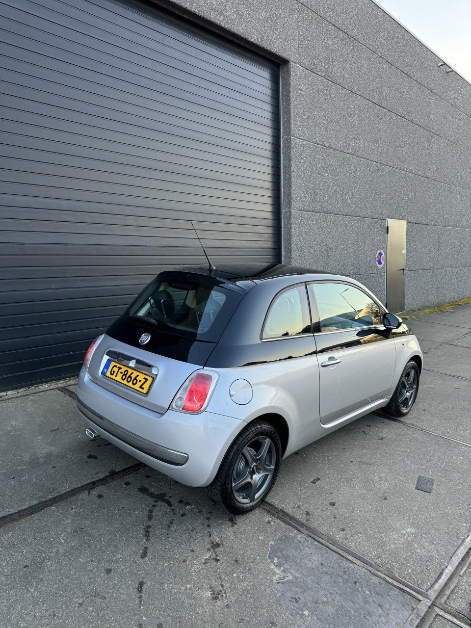 Fiat 500 1.2 Rosa two-tone/Pano 153DKM 2010