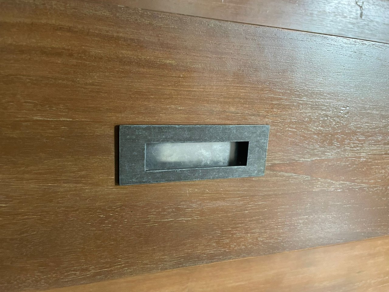 Houten dressoir te koop