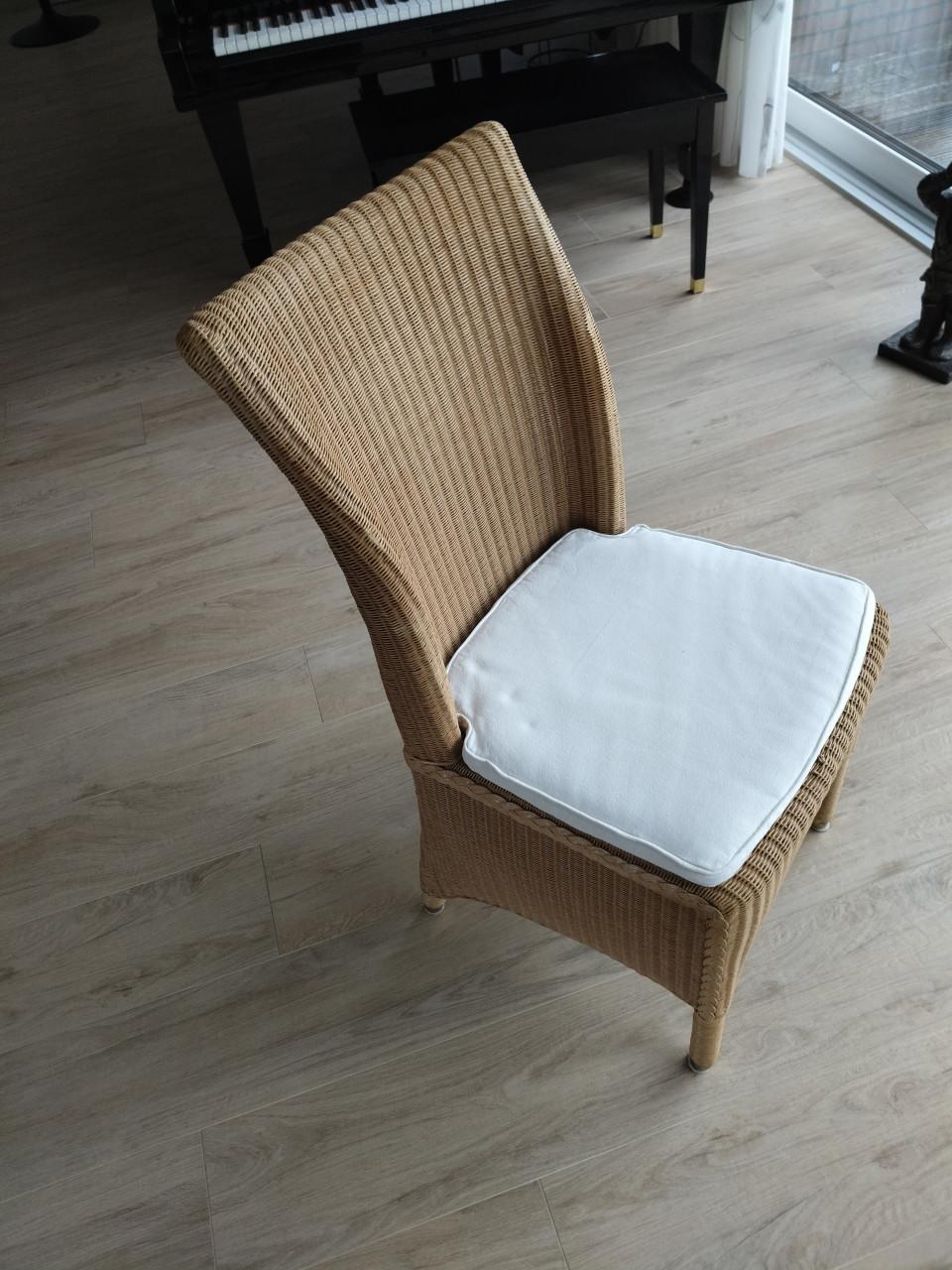 Eetkamerstoelen Lloyd Loom