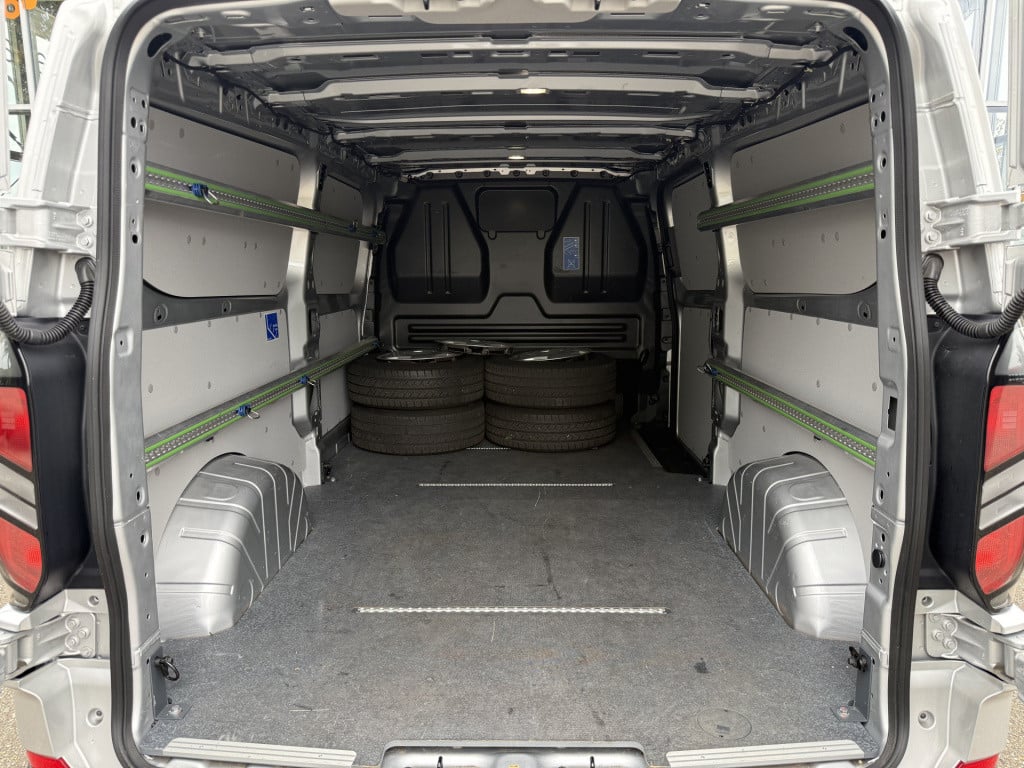 Ford Transit Custom 320 2.0 tdci l2h1 limited raptor | zb edition | treepla