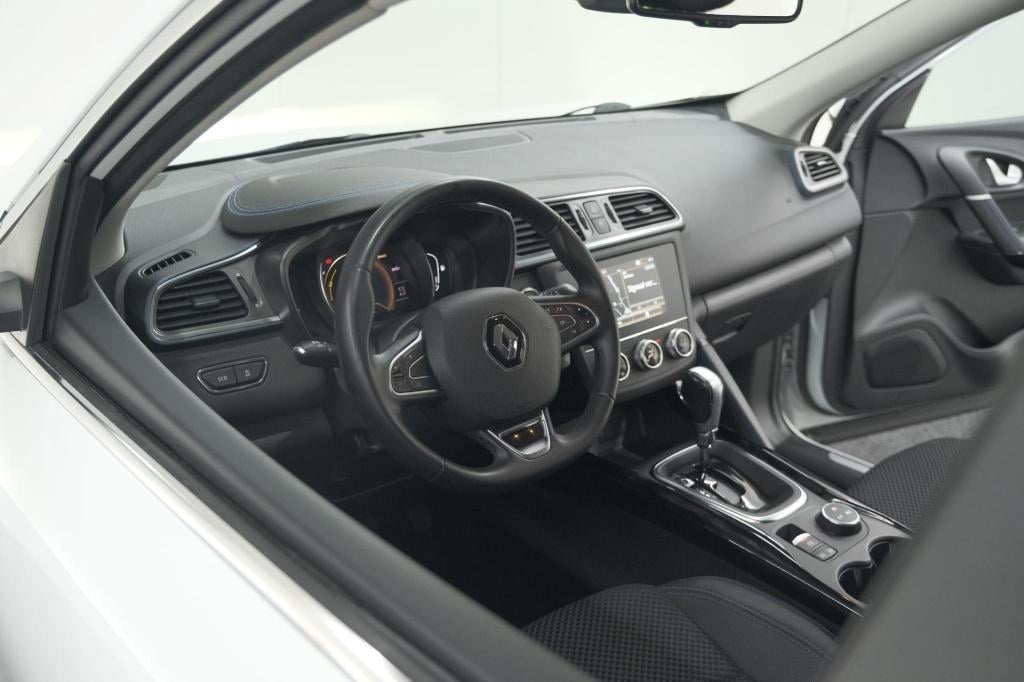 Renault Kadjar tce 140 edc limited | camera | dodehoekdetectie | apple carp