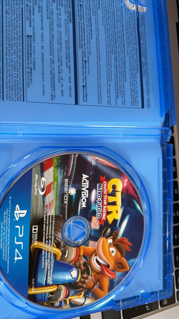 PS4 ctr Crash team racing nitro fueled