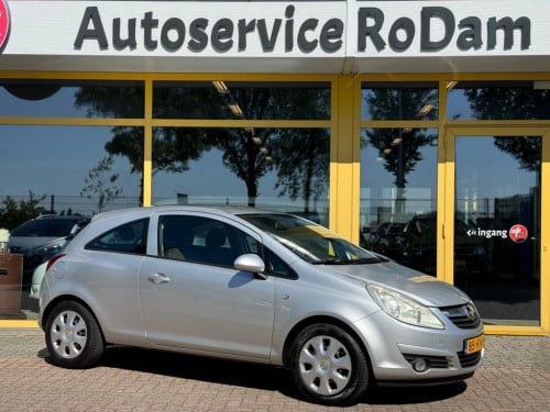 Opel Corsa 1.4-16v enjoy