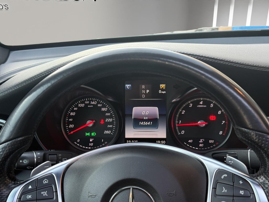 Mercedes-Benz Glc 250 4matic amg pano camera trekhaak