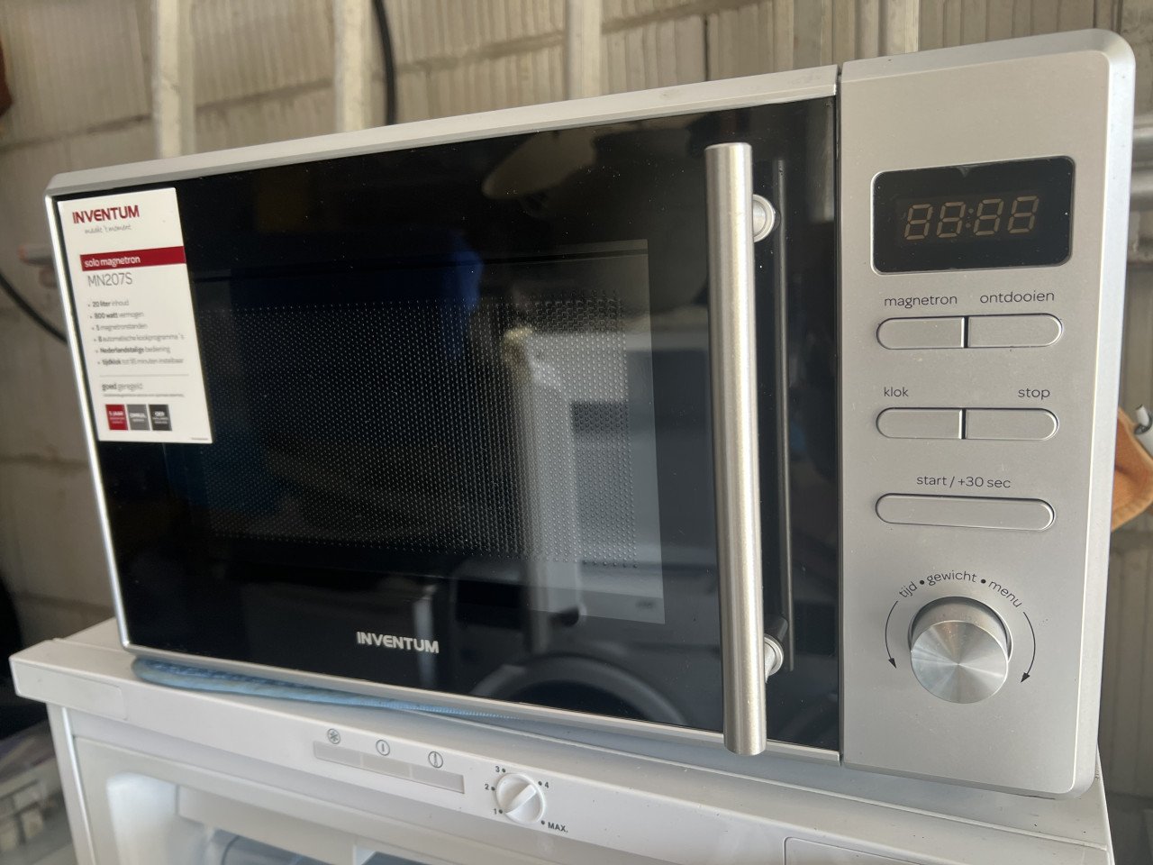 Inventum MN207S Vrijstaande solo-magnetron 20 liter 800 watt 8kookprogramma