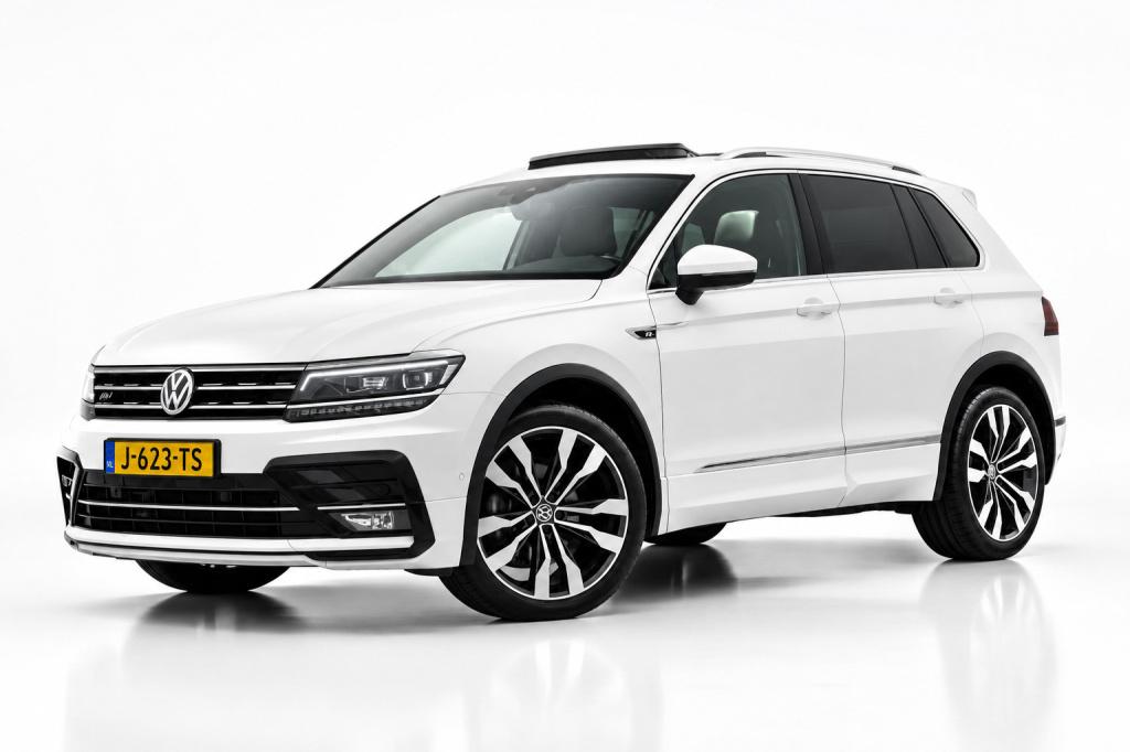 Volkswagen Tiguan 1.5 tsi act r-line | trekhaak | camera | stoelverwarming 
