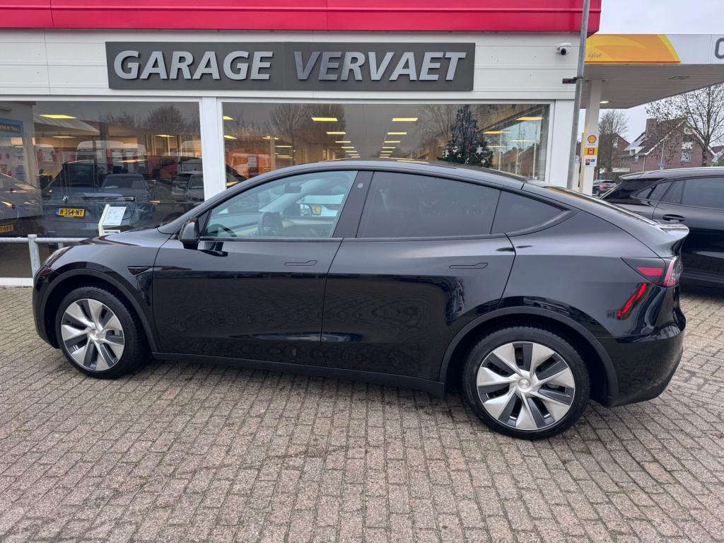 Tesla Model Y long range awd 75 kwh