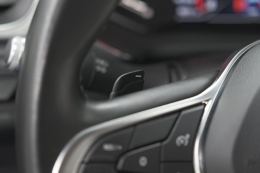 Renault Captur tce 130 edc intens | trekhaak | rondom camerazicht | dodehoe