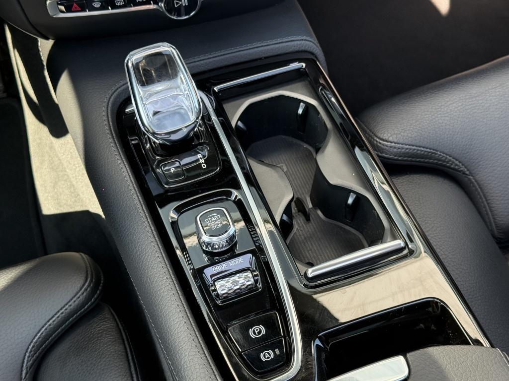 Volvo V60 t6 340pk recharge inscription| full options ! trekhaak