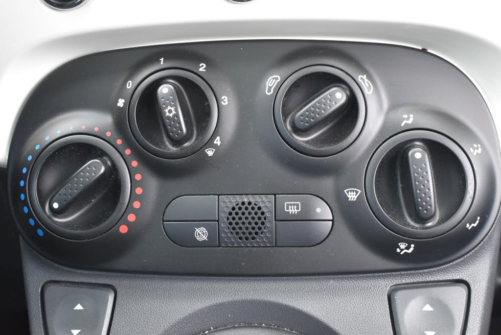 Fiat 500 0.9 twinair turbo lounge | lmv | panoramadak | airco | bluetooth