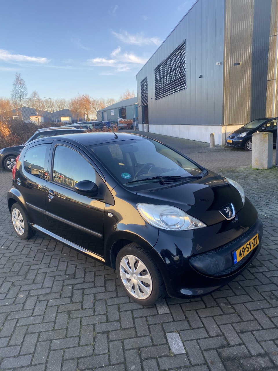 Peugeot 107 1.0 12V 5DR 2006 Zwart | NAP | NIEUWE APK!