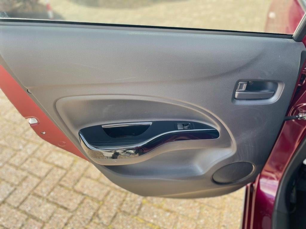 Mitsubishi Space Star 1.2 connect pro automaat