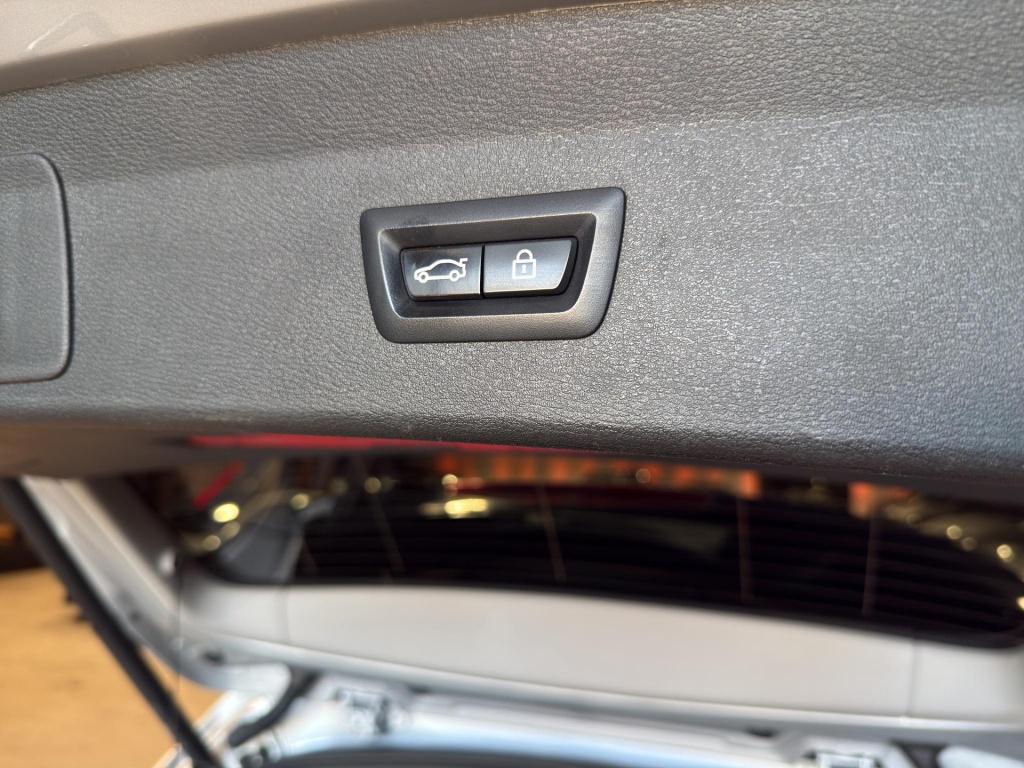 BMW X1 xdrive25e high executive x-line panorama | leder | sportstoelen | le