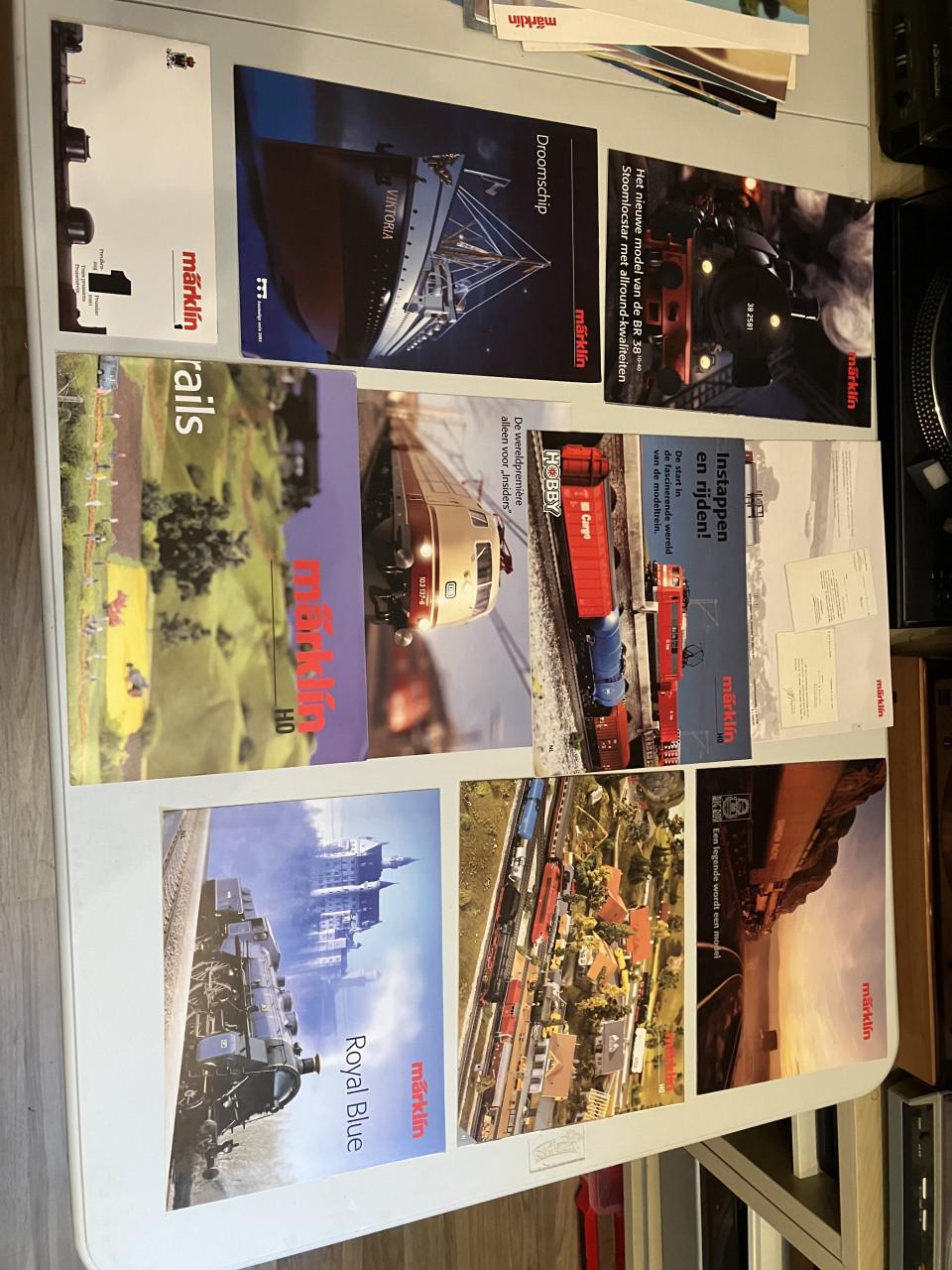 Verzameling Märklin jaarboeken exportfolders gleisanlagen