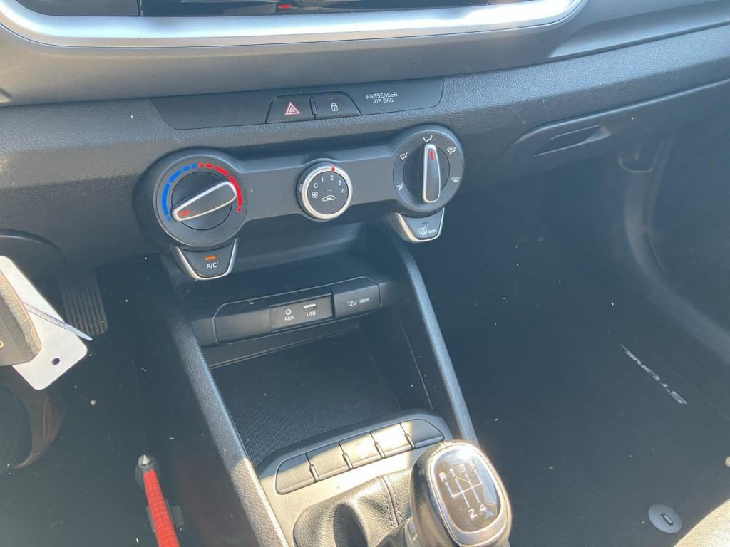 Kia Stonic 1.0 t-gdi dynamicline | navigatie | parkeercamera | two-tone |