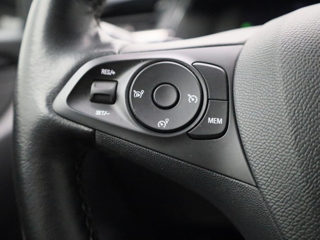 Opel Corsa 1.2 elegance | automaat | navigatie | apple carplay / android au