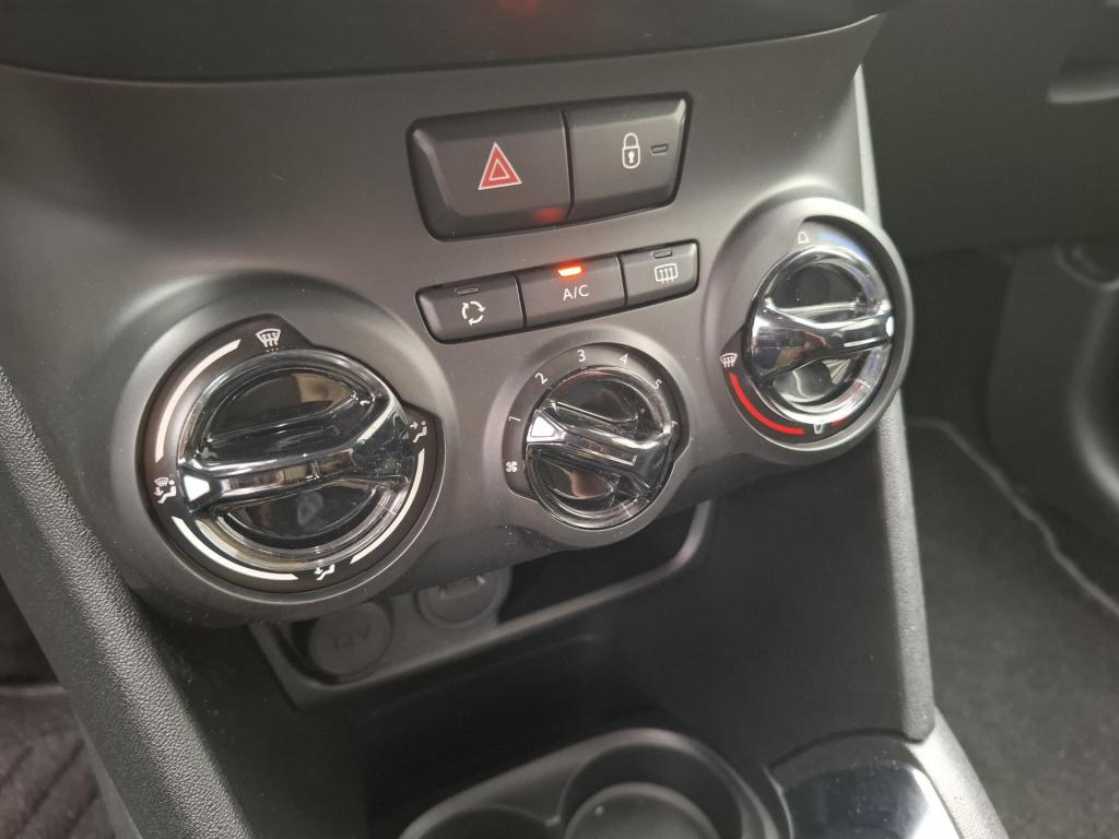 Peugeot 208 1.2 signature nav/airco/cruise/park