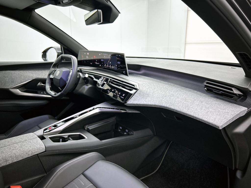 Peugeot 3008 hybrid 145pk automaat gt | rijklaar | elektrische kofferklep |