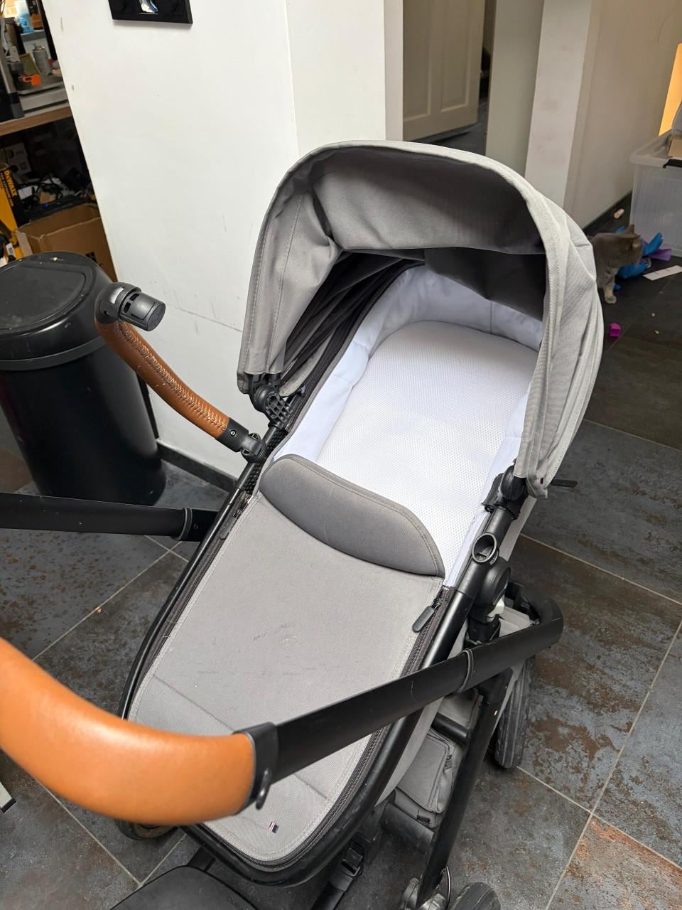 Dubatti One kinderwagen in het grijs