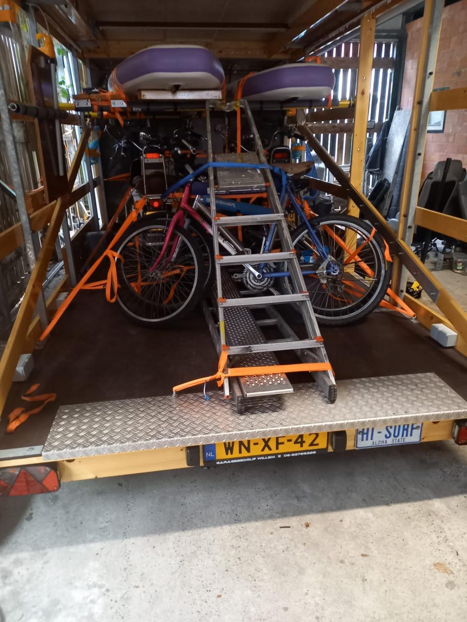 Custum unieke campeer trailer.