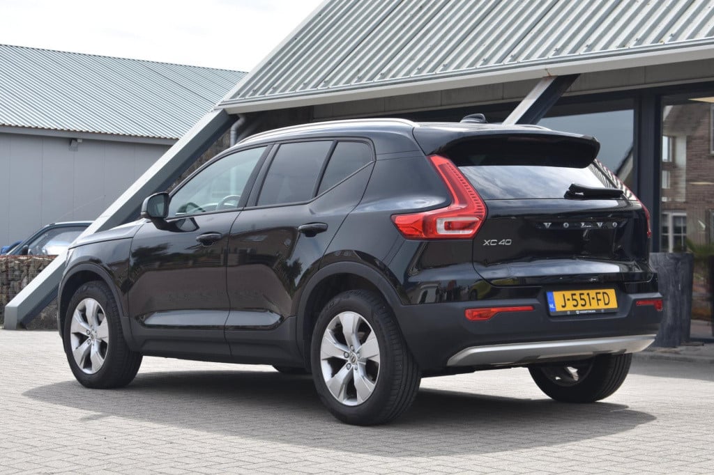 Volvo XC40 1.5 t3 leder | stuur en stoelverwarming | camera | apple carplay