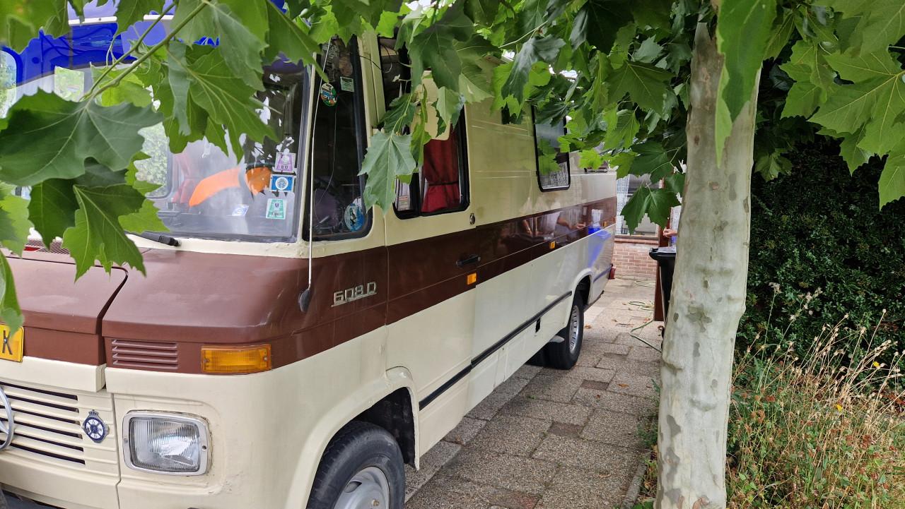 Camper Mercedes 608D